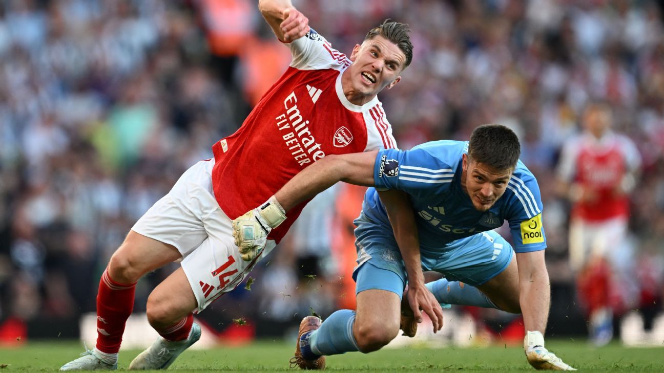 Arsenal's VAR frustration as Pope escape sparks Arteta fury