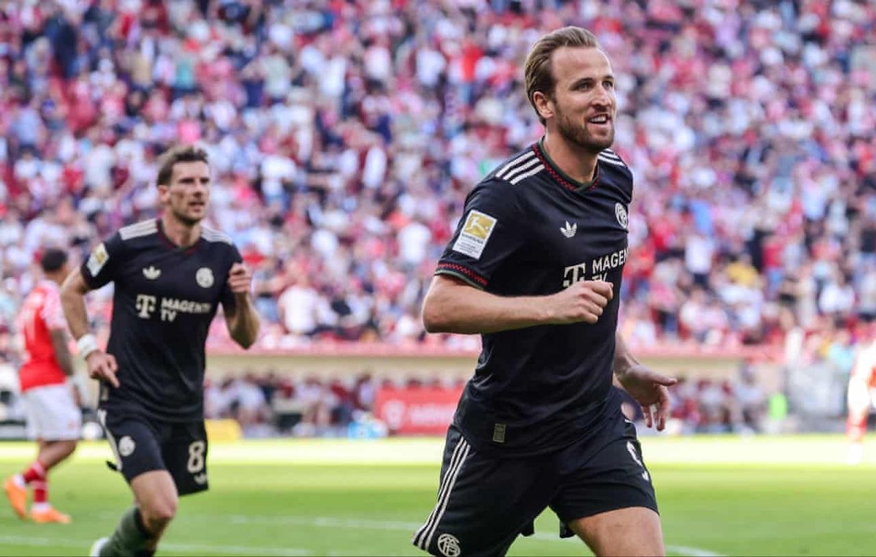 Kane inspires Bayern comeback as PSG close in on Ligue 1