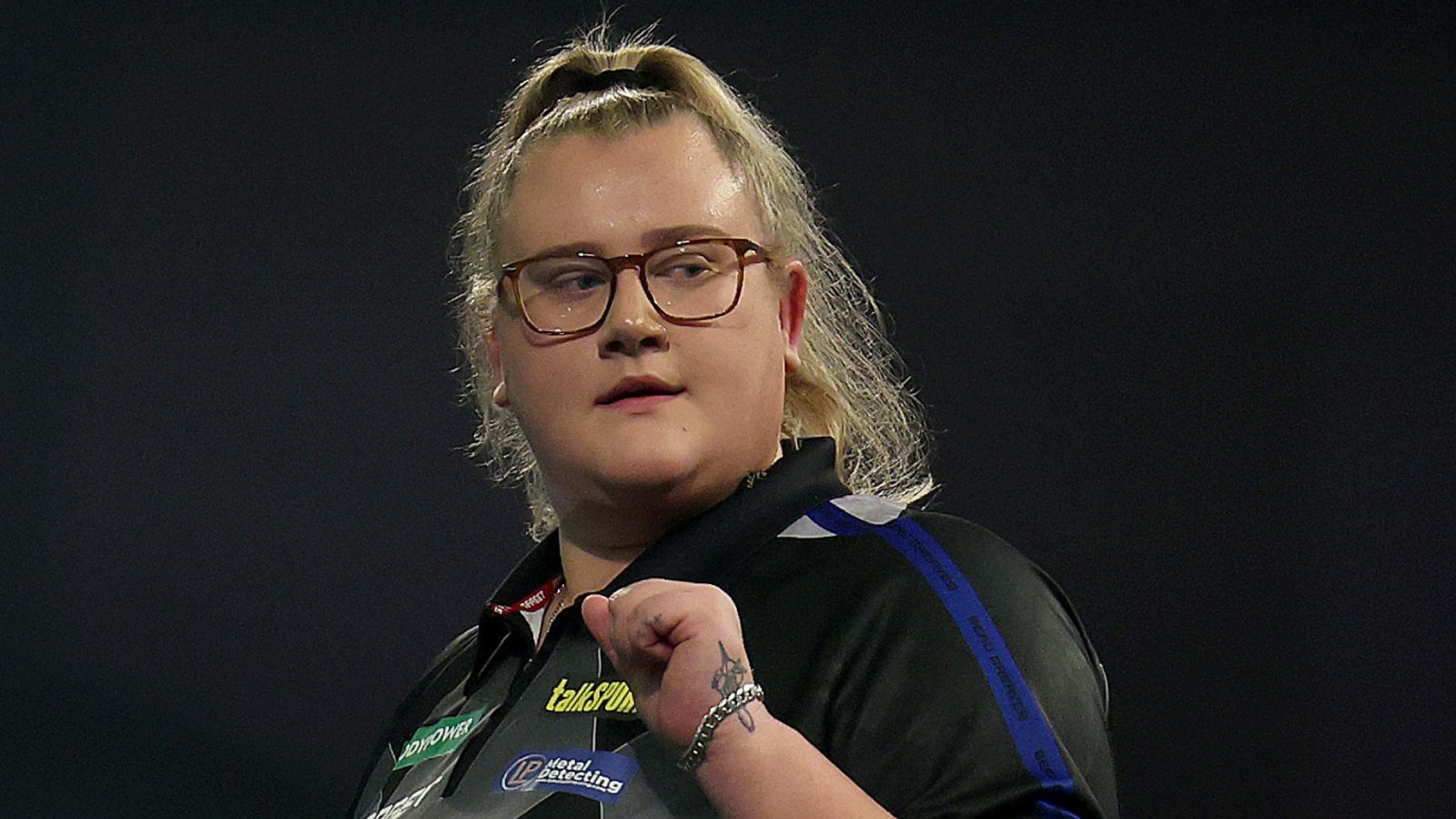 Beau Greaves makes history with PDC ranking title win